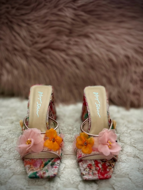 Betsey Johnson Shoes - Betsey Johnson Heath Sandals size 9 New open to offers